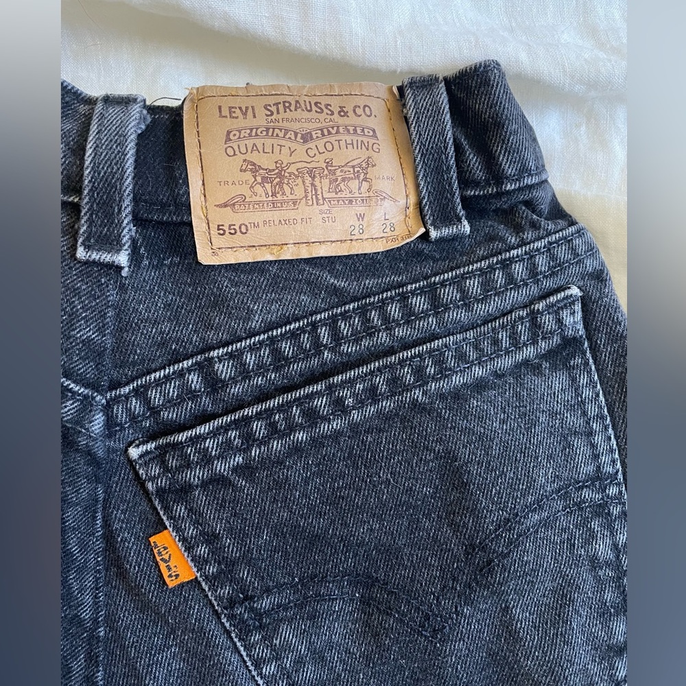 Vintage orange tab Levis student fit 550